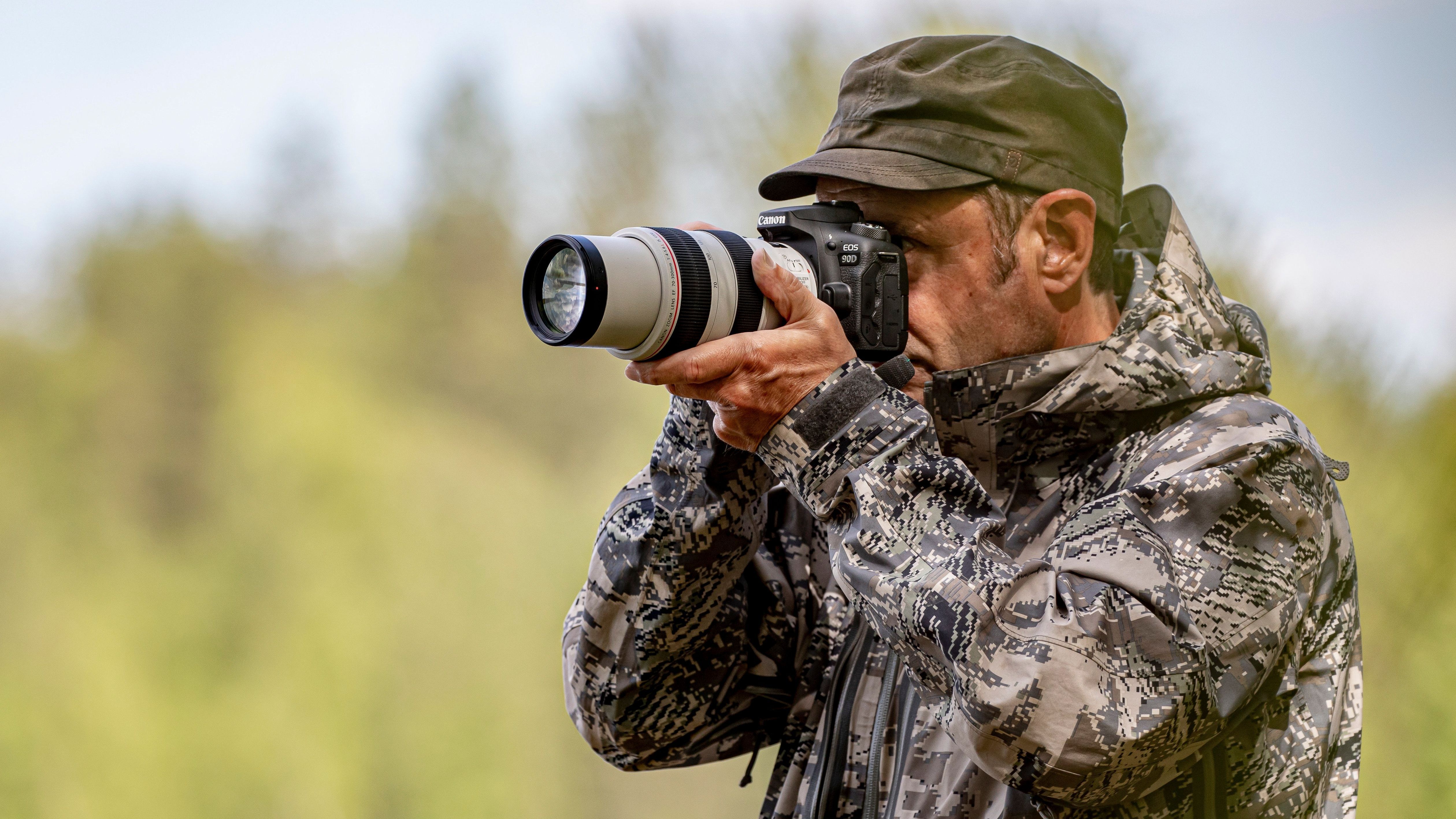 What Do You Need to Do to Become a Wildlife Photographer?