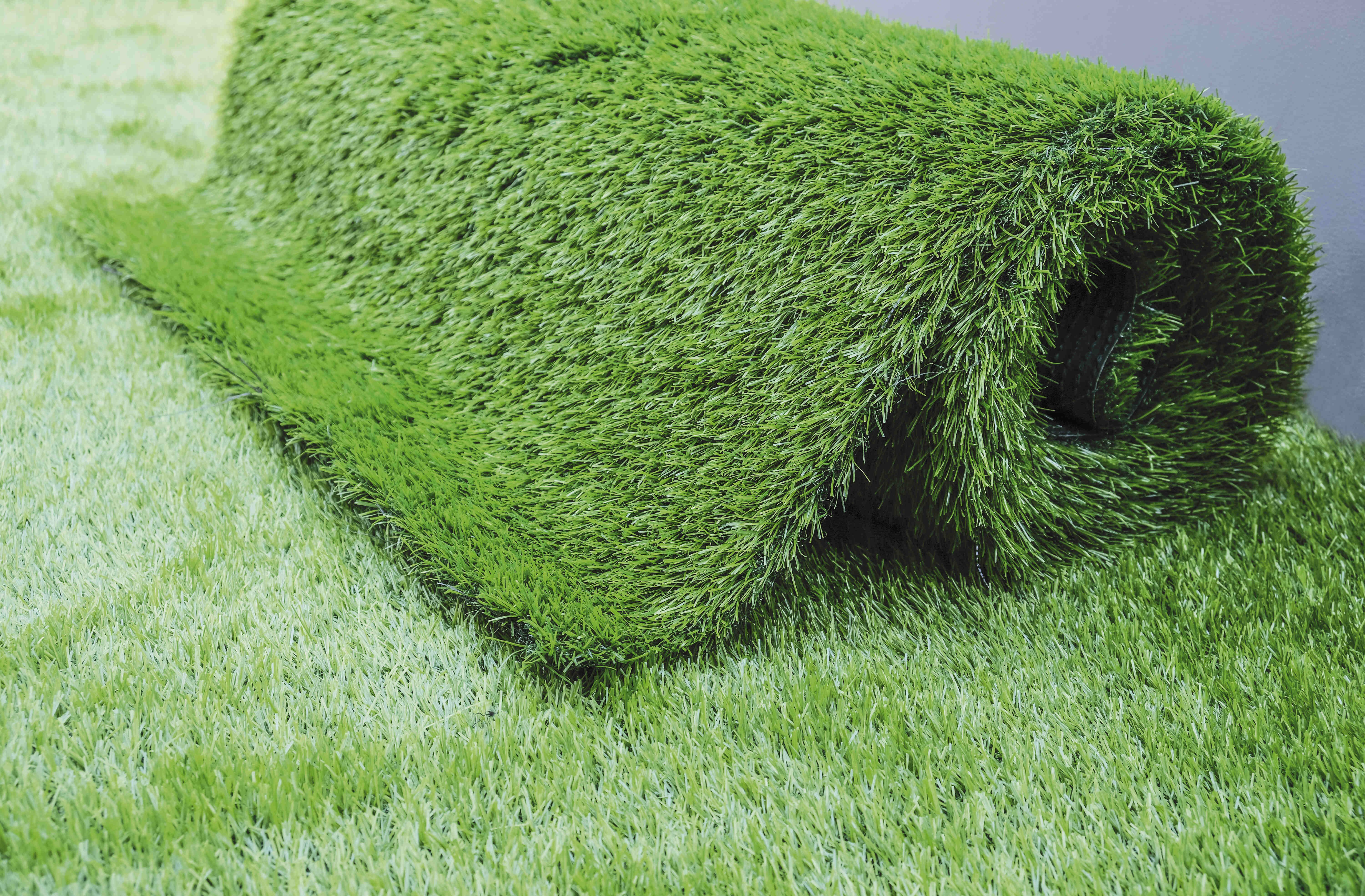 How Much Is Artificial Turf to Install in 2024