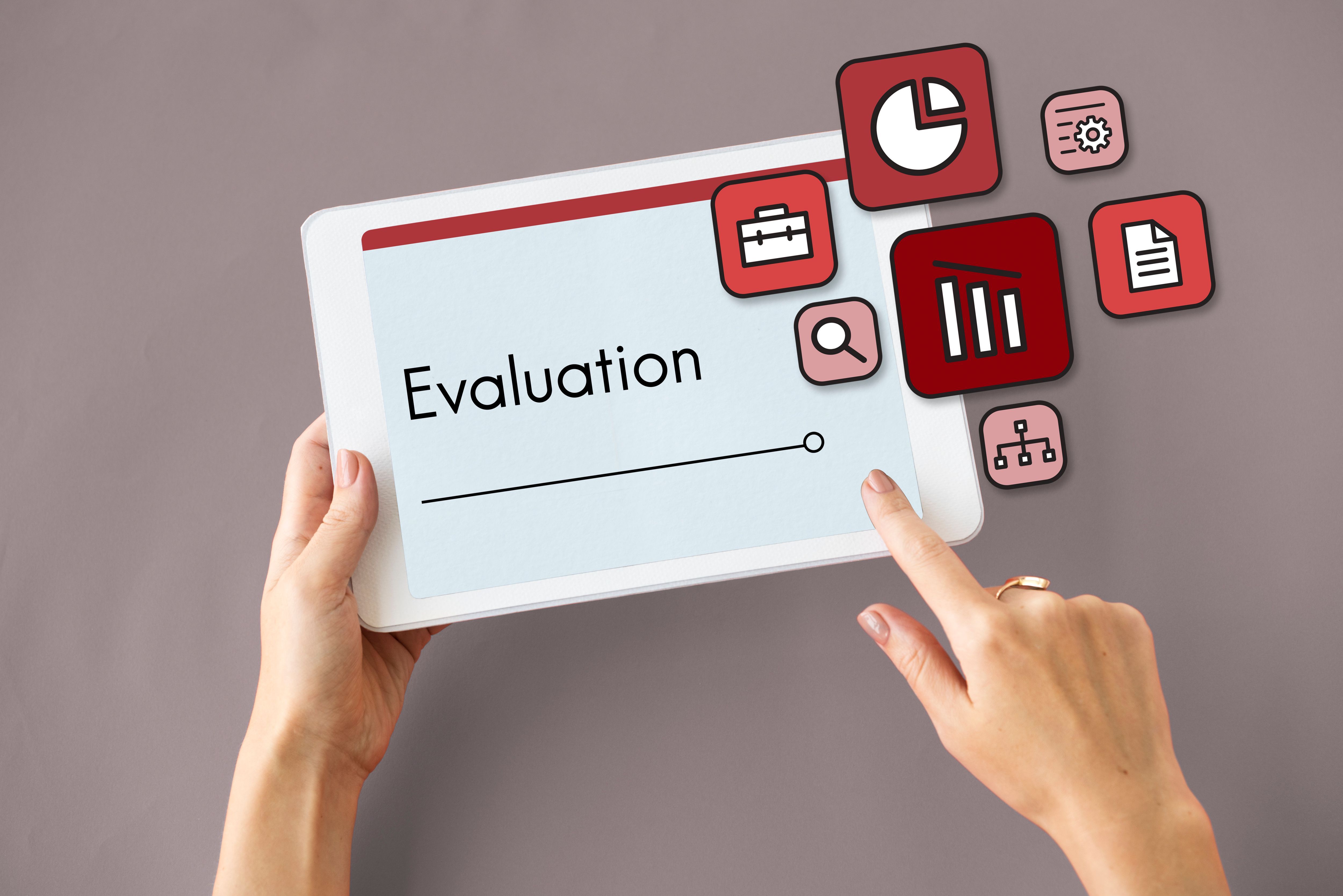 What Are the Benefits of Using Employee Evaluation Software?