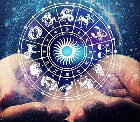 Explore Advanced Astrology With the Best Astrologer in Brandon: Astrologer Gurudeva