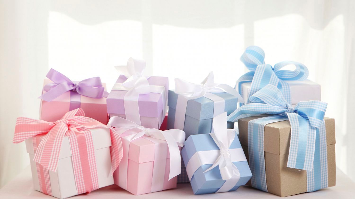 10 Practical and Adorable Newborn Gifts Every Parent Needs