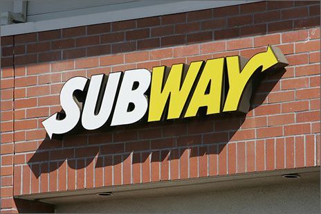  What Are the Benefits of Having a Custom Sign Made?