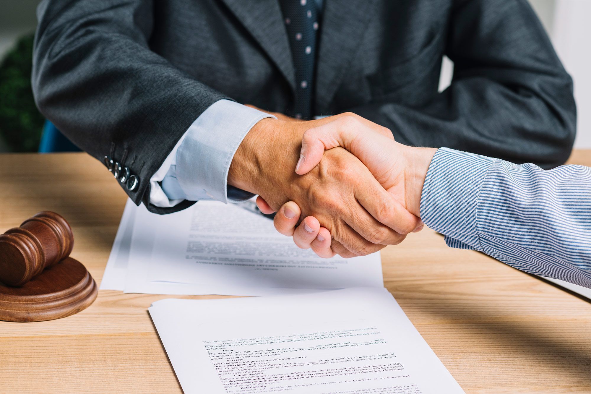 Unlock Success: Corporate Solicitor Job Guide |The Legists