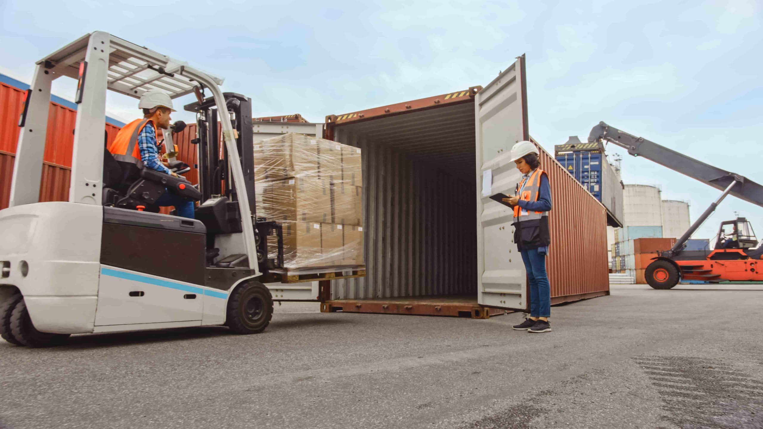 How to Compare Courier Prices Easily Using Aggregators