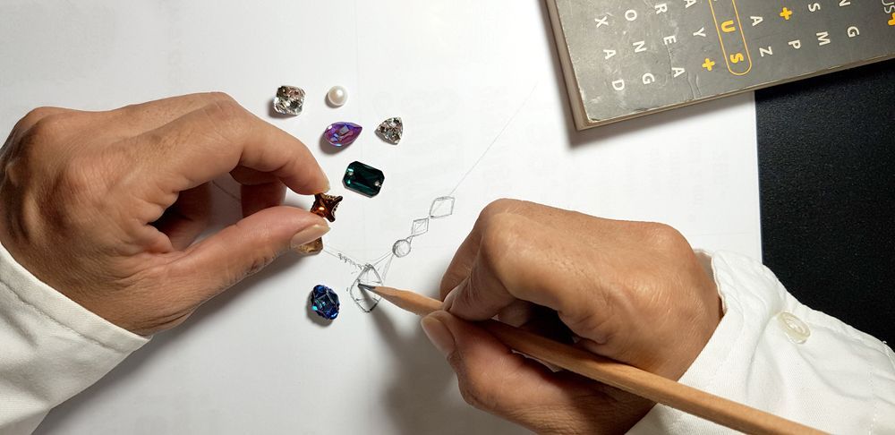 A Career in Jewellery Design Courses - Uid