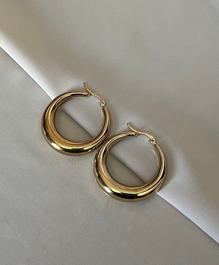Mother’s Day Jewelry Under $500 in NYC — The Complete 2026 Gift Guide