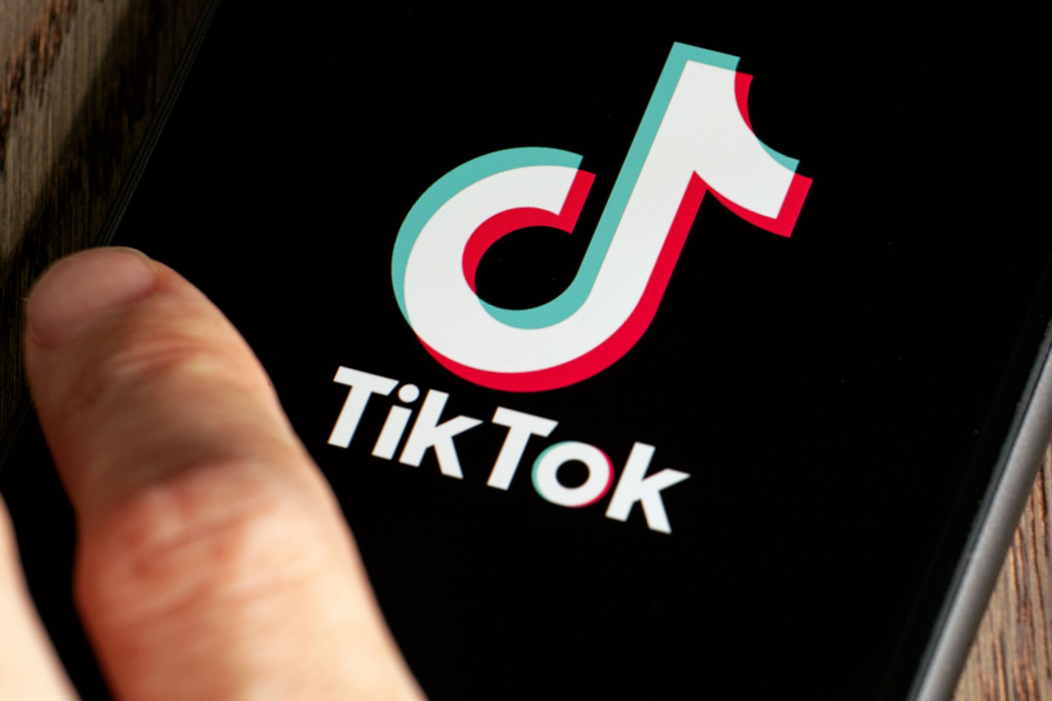 Best Sites to Buy Tiktok Views in 2023 (Real & Active)