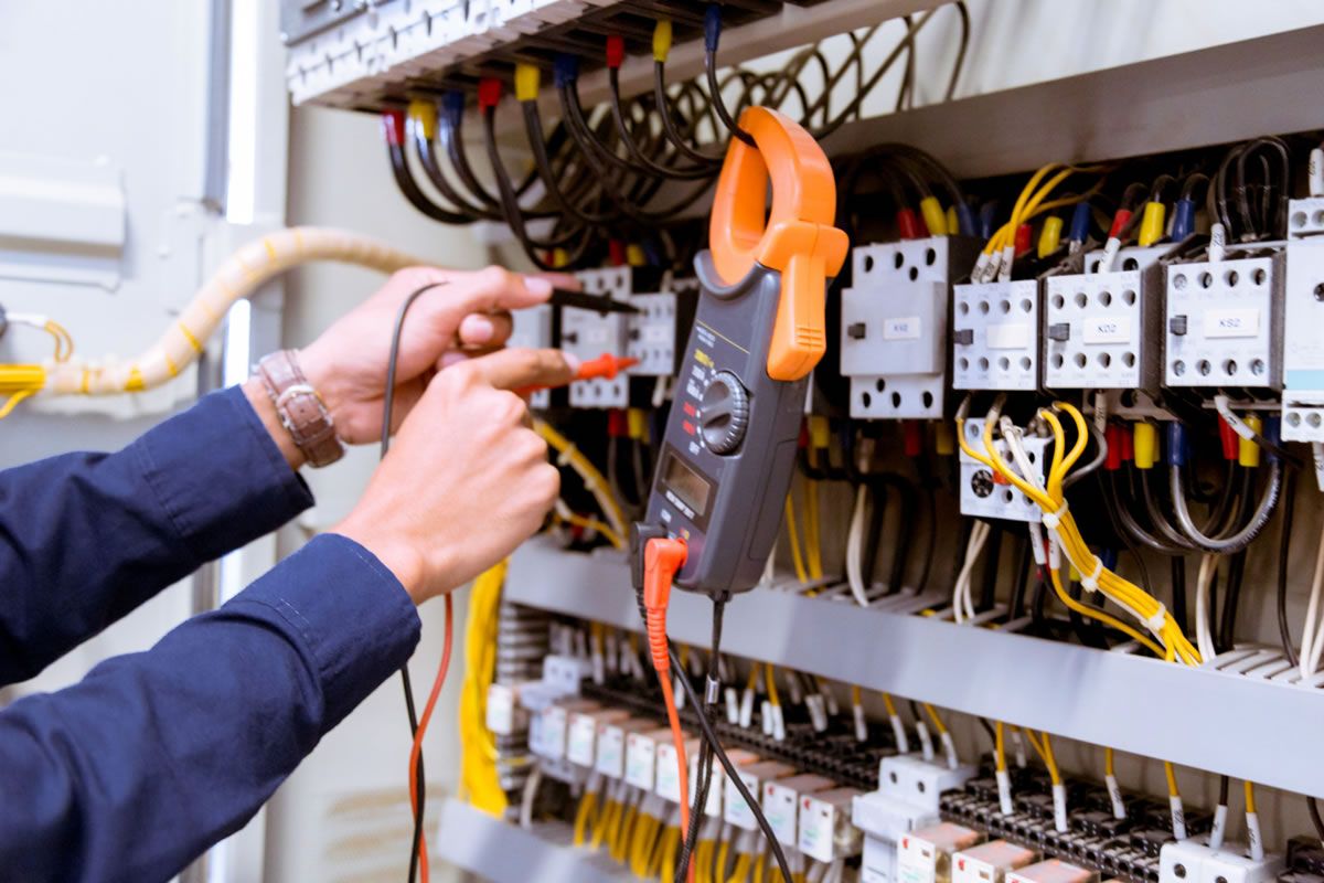 Dubai's Rising Demand for Skilled Electricians: What You Need to Know