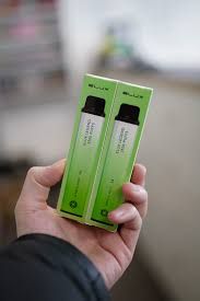 Elux Legend 3500 Puffs - Disposable Vape