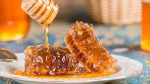 Can Dogs Eat Honey? a Complete Guide for Pet Owners