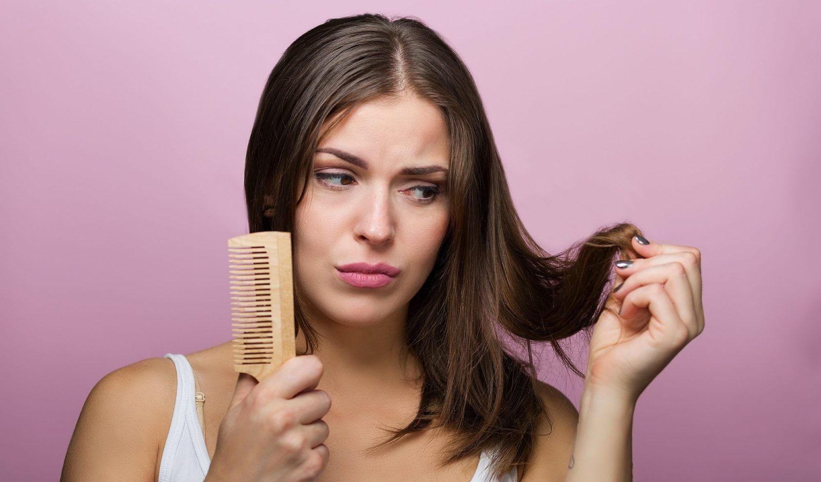 Home Remedies for Hair Loss: What Works and What Doesn’t