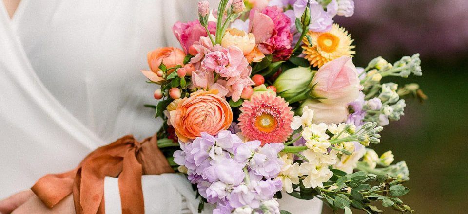 Finding Solace in Blooms: The Therapeutic Role of Funeral Flowers