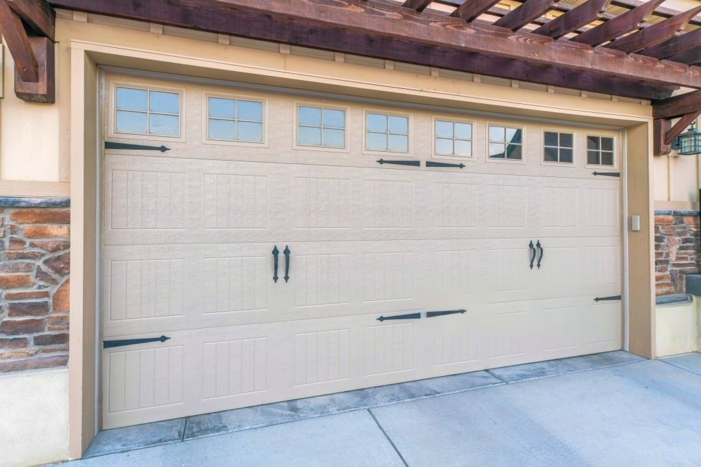 Commercial Garage Door Maintenance Agreements in Utah
