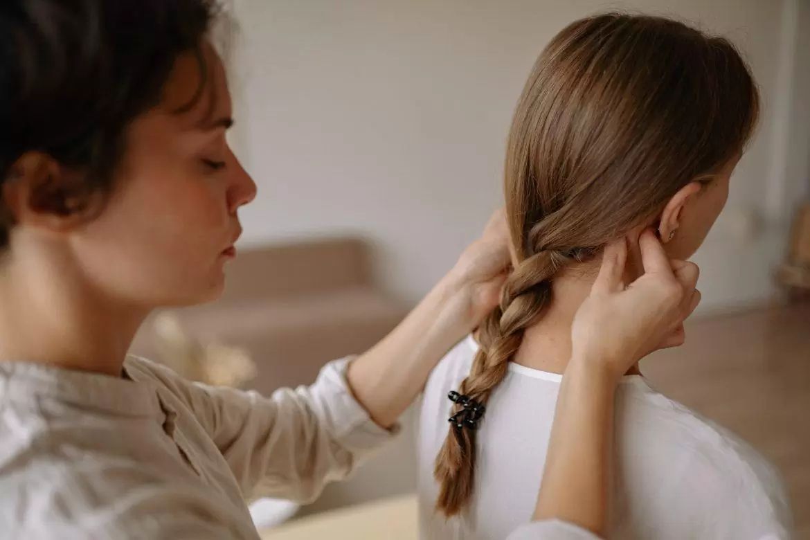Naturally Stimulate Hair Growth: Effective Home Remedies.