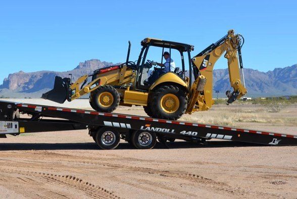 How to Find a Good Heavy Equipment Transport Company