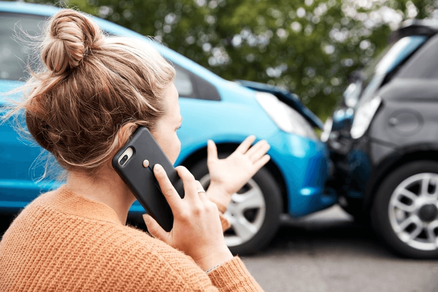 Things to Do After Getting Into a Roadside Accident