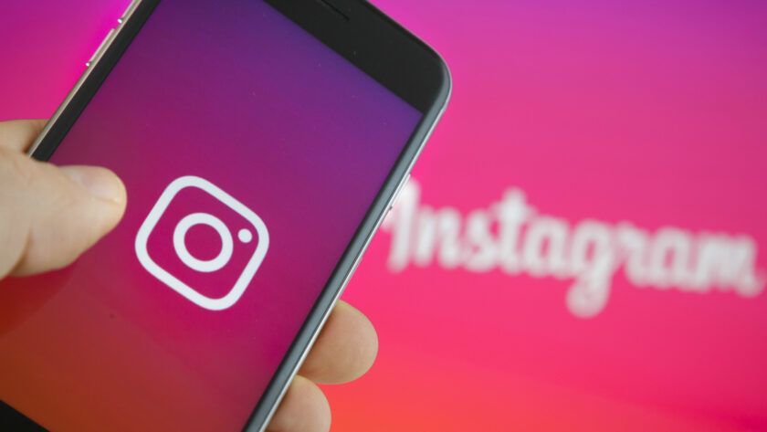 Why Working With Top Sites to Buy Instagram Likes and Followers