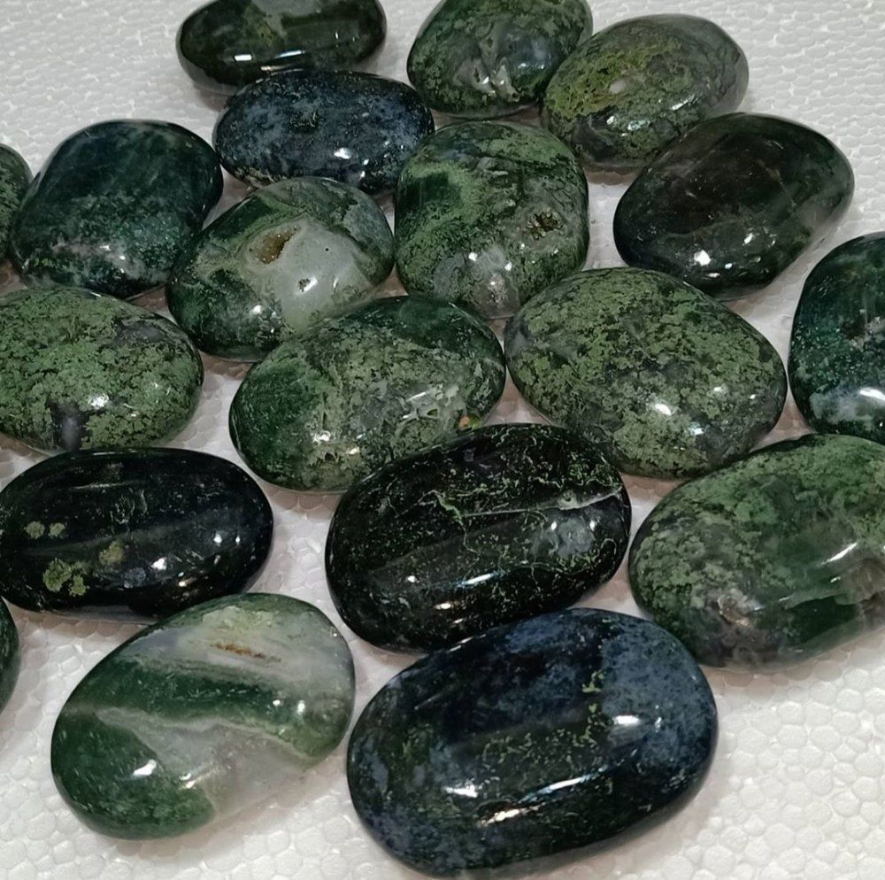 Unveiling the Resilience of Moss Agate Gemstone: