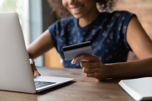  Comparing Credit Card Offers: How to Find the Best Deal