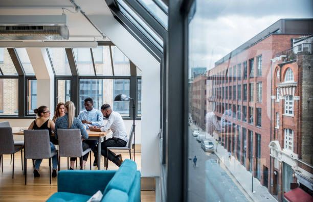 6 Inspirational Ways You Can Try at Workplace
while You Feel Low