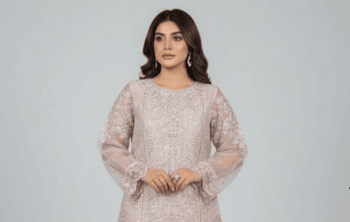 Luxury Pret Pakistan: The Modern Way to Wear Pakistani Traditional Dress