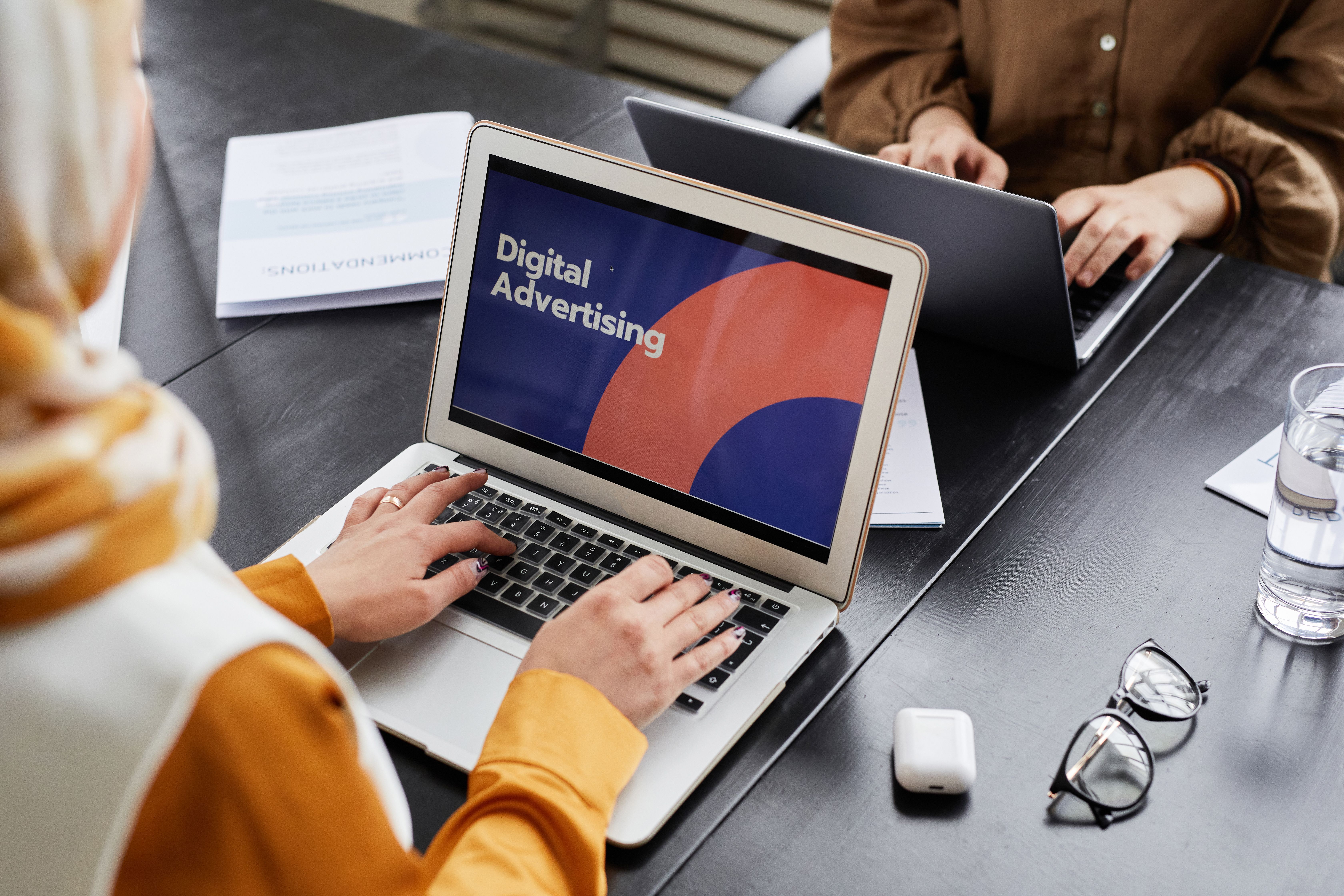 How a Pay Per Click Agency in Canada and SEO Marketing Can Drive Business Growth