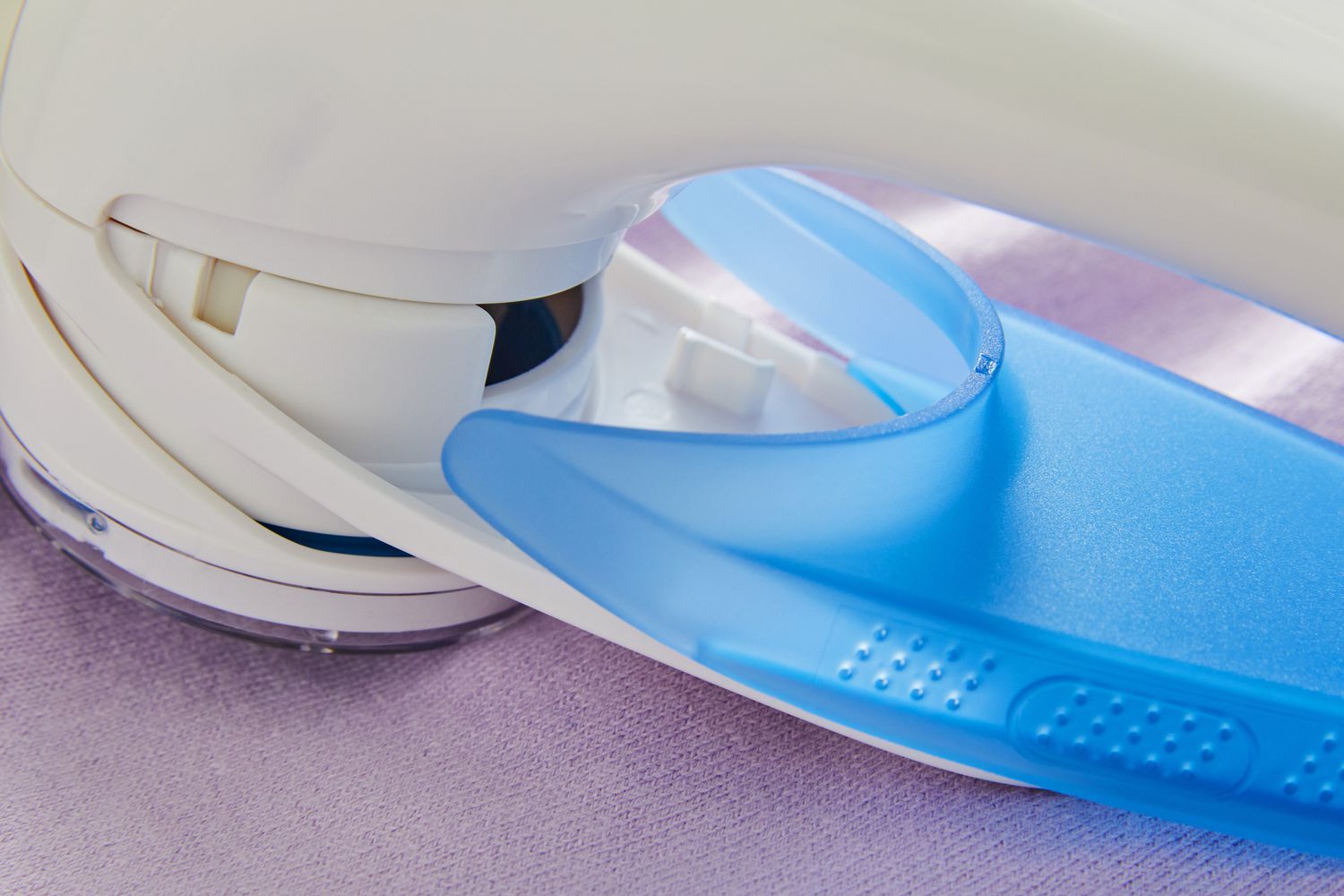 Crafting a Cozy Home with Lint Buster Line's Commercial Fabric Shaver