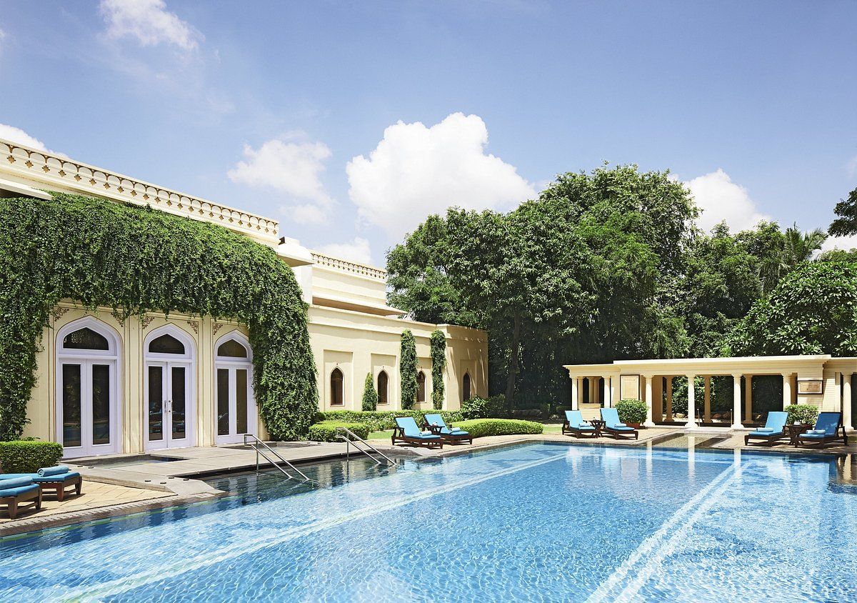 Regal Celebrations Await: Rambagh Palace Jaipur Weddings