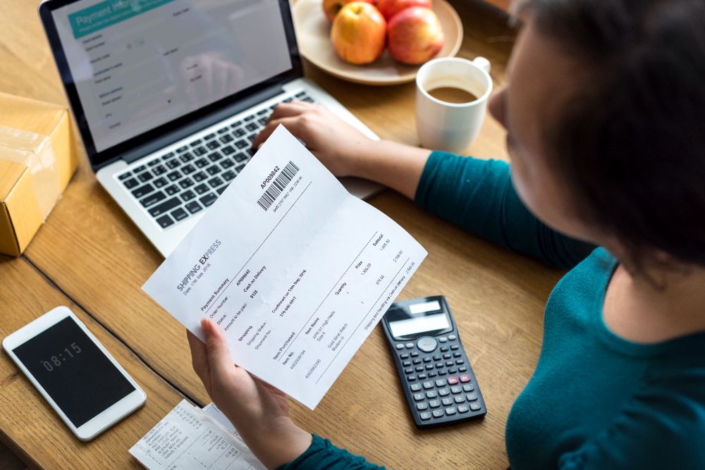 How Transparent Pay Stubs Enhance Employee Financial Wellbeing