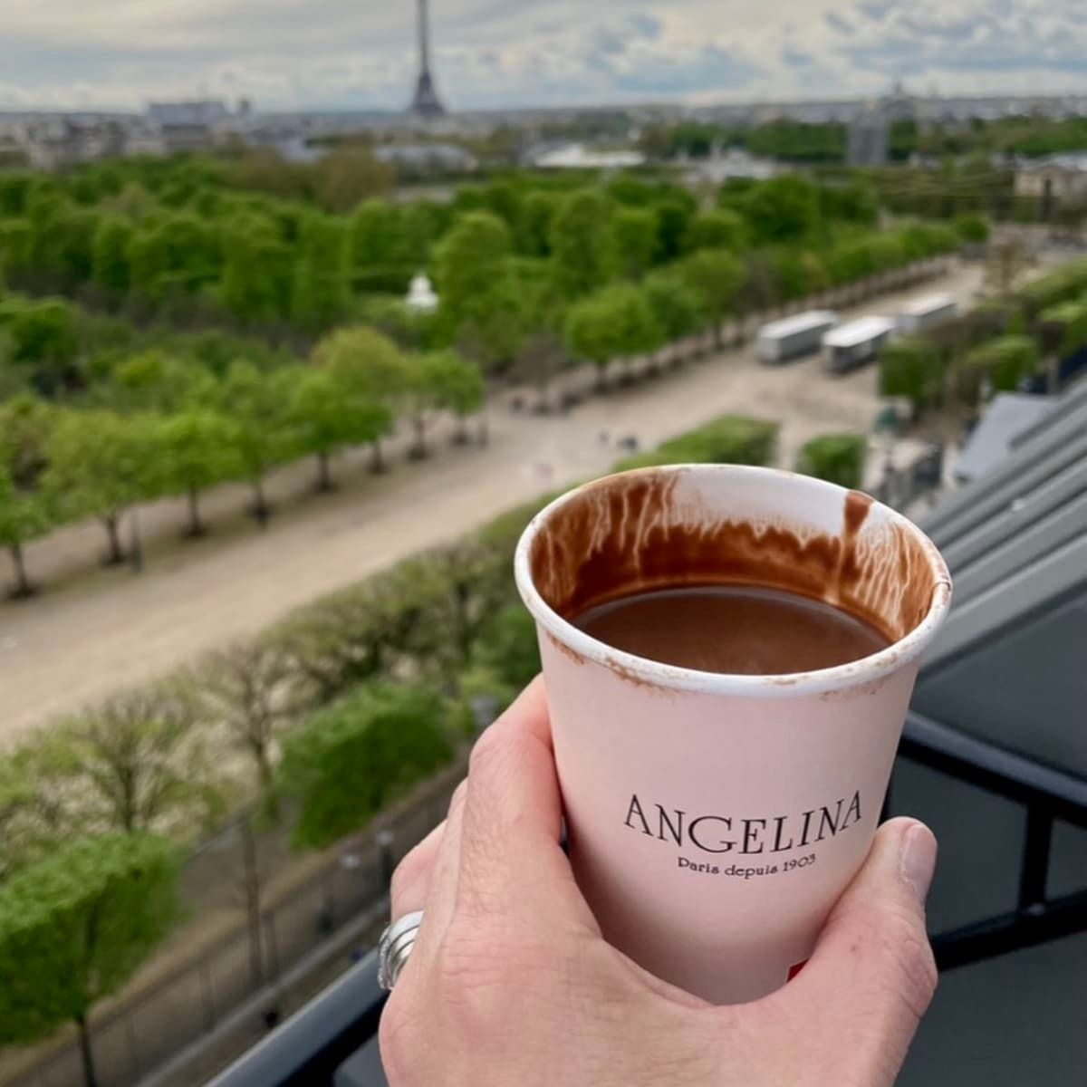 How to Plan a Paris Couple Trip You’ll Never Forget