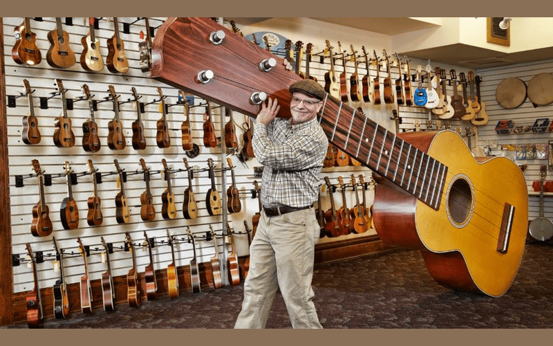 World Records, music, largest ukuleleconstruction, story of Lawrence Stamp,Lawrence Stamp USA, musicalinstruments world records, worldrecords Lawrence Stamp