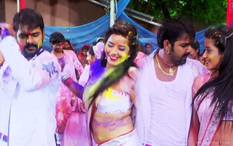 Holi songs, Bollywood Holi Songs, Feeding Trends, Feeding Trends Article, popular holi songs from bollywood, holi songs from bollywood, holi festival songs from bollywood, holi, Holi 2019, holi festival india, holi festival, latest holi songs, list of holi songs, holi songs list, play happy holi songs, download happy holi songs, latest happy holi songs, list of happy holi songs, rang barse, balam pichkari, holi ke din sab mil jate hai, saavn, gaana, jio music, jio saavn, spotify, spotify india