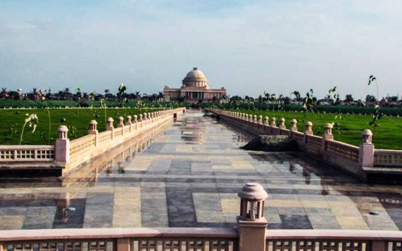 Tourist Attractions in Lucknow, Tourist Places in Lucknow, Lucknow Tourist Attractions, Lucknow Tourist Places, Lucknow Metro Stations near Tourist Places, Lucknow Metro Stations near Tourist Attractions, Metro Stations near Tourist Places in Lucknow, places to visit in Lucknow near metro stations